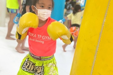 A110EBF4-77E7-45A3-9074-8A0B4F2660FE