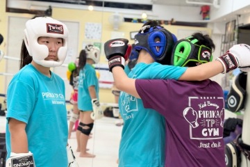 337243BC-2F26-4F9B-8DD4-EA6802FF6971